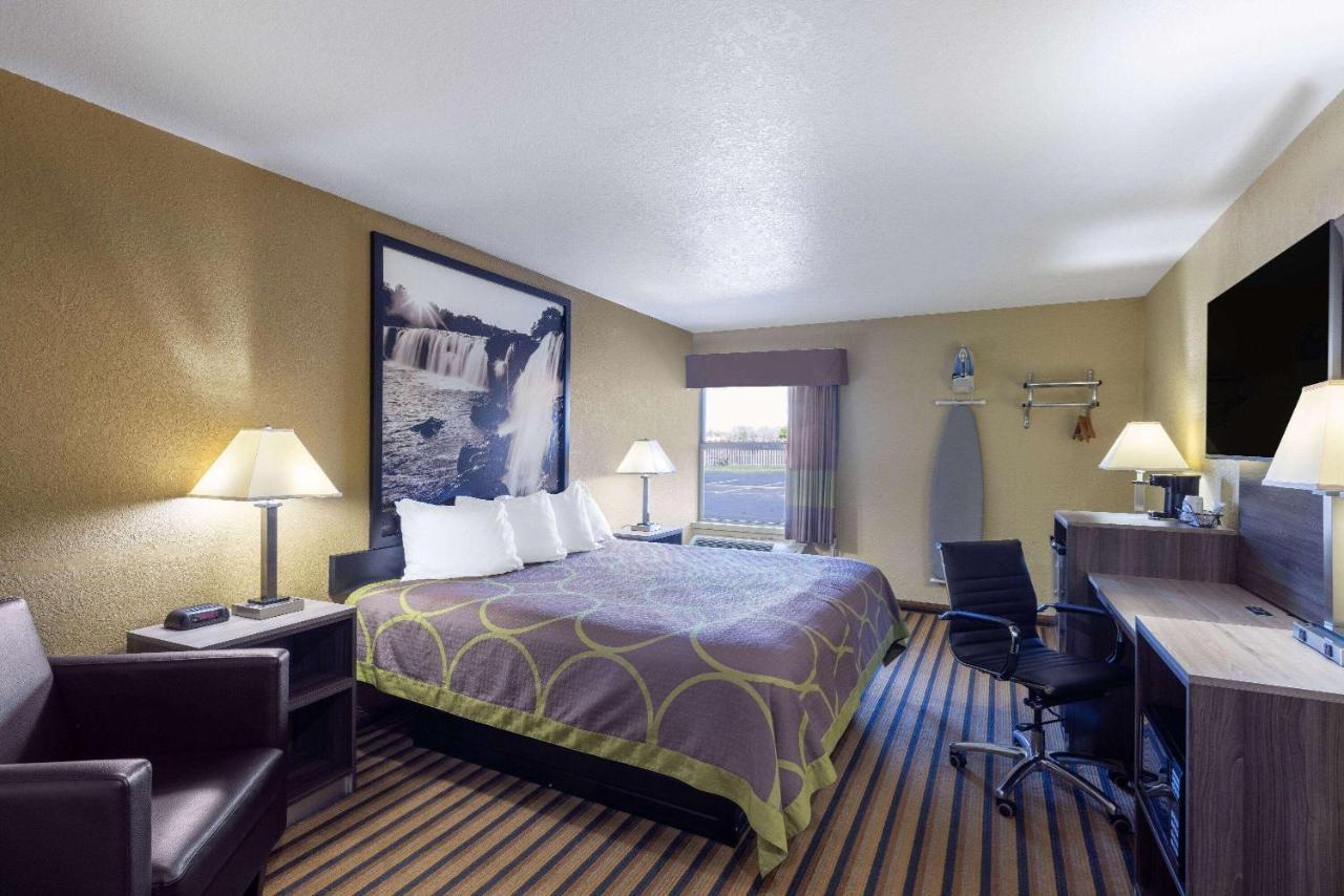 Super 8 By Wyndham Nixa/Springfield Area Hotel Ngoại thất bức ảnh