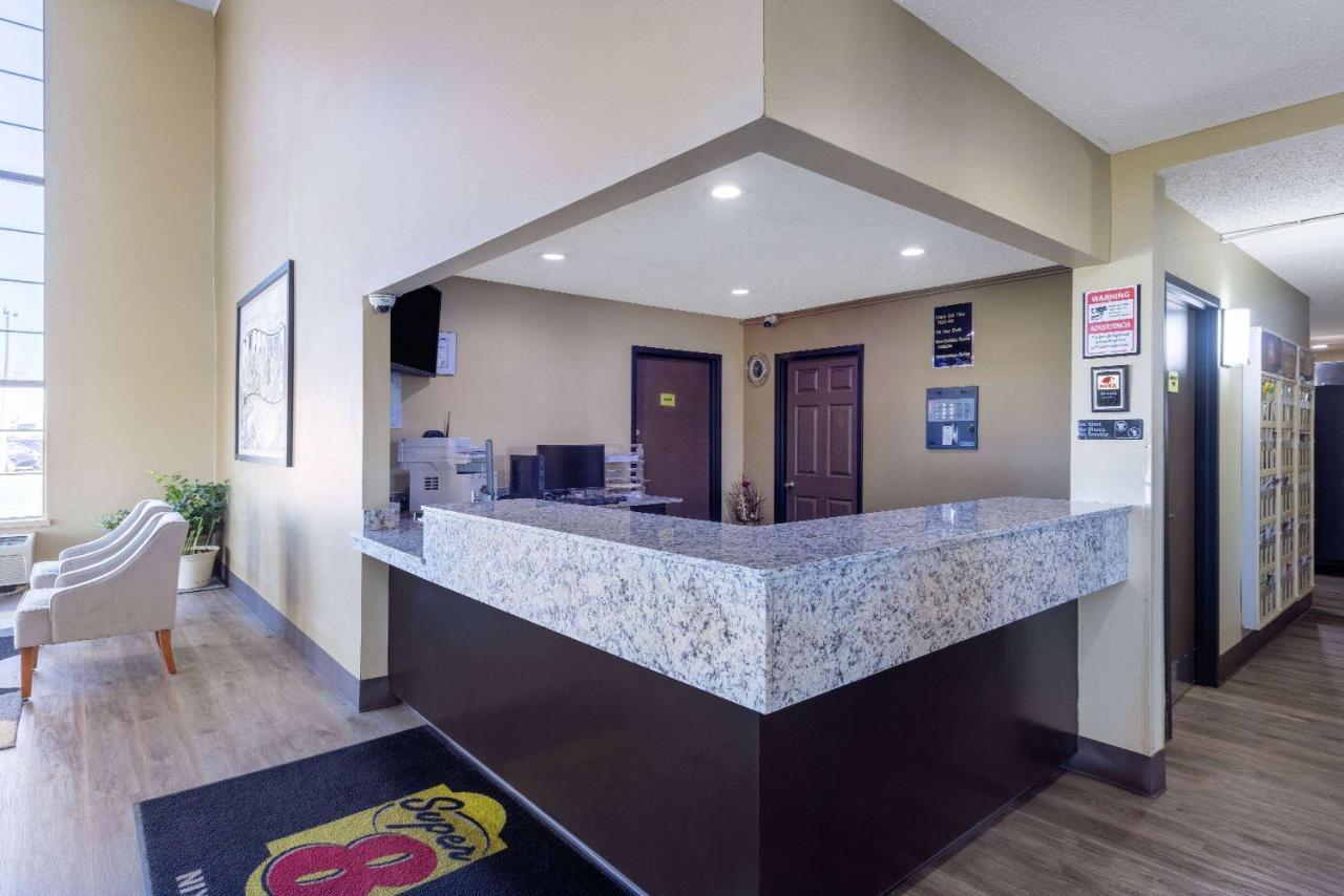Super 8 By Wyndham Nixa/Springfield Area Hotel Ngoại thất bức ảnh