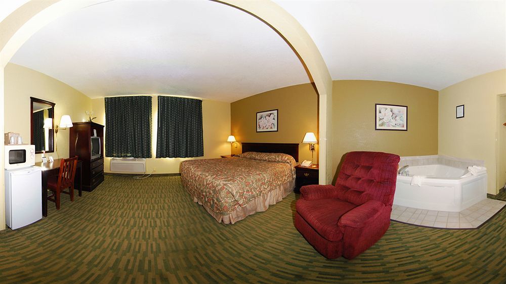 Super 8 By Wyndham Nixa/Springfield Area Hotel Ngoại thất bức ảnh