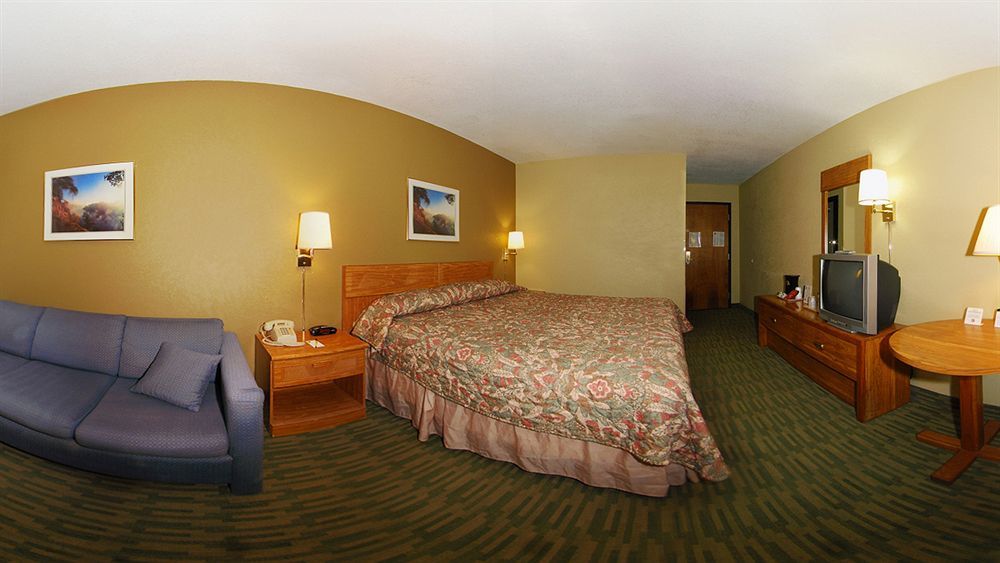 Super 8 By Wyndham Nixa/Springfield Area Hotel Ngoại thất bức ảnh